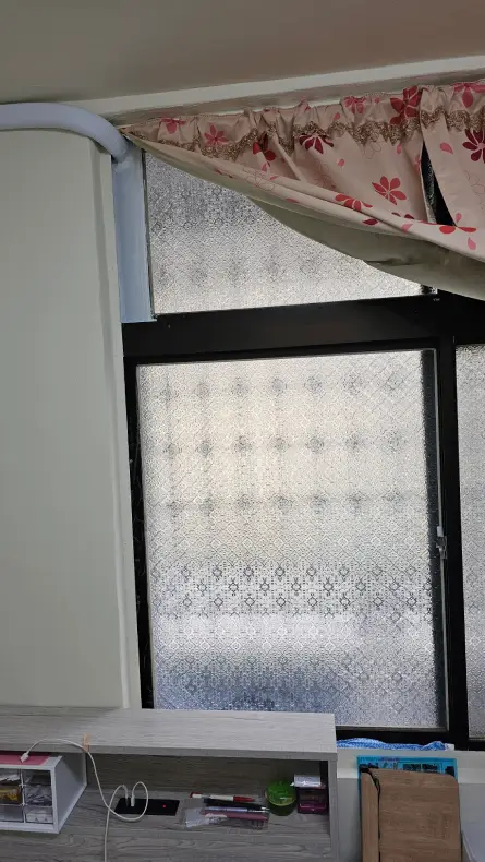 乾式施工氣密窗換新:巧妙避開管線干擾的客製化設計